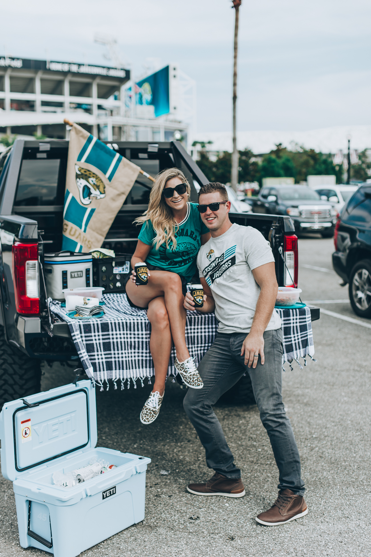 jacksonville jaguars tailgate parking